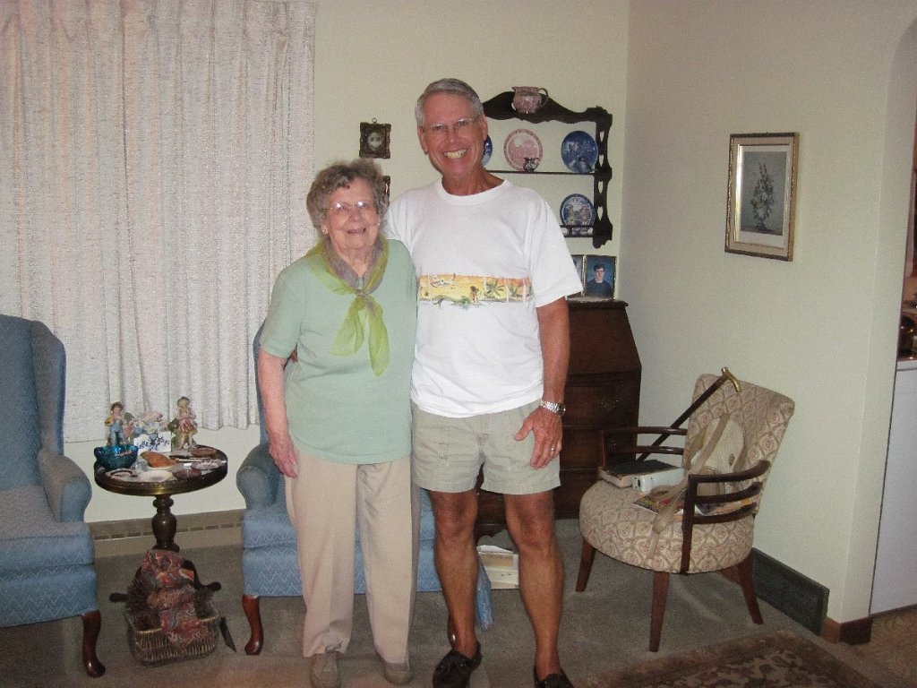 008-Aunt Ruth & Roger.jpg